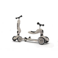 Scoot & Ride Highwaykick 1 Ash in loopfiets- en stepstand