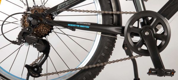 Volare Rocky Kinderfiets - 20 inch - Blauw Zwart - 85% afgemonteerd - 6 speed - Prime Collection Volare Rocky Kinderfiets - 20 inch - Blauw Zwart - 85% afgemonteerd - 6 speed - Prime Collection