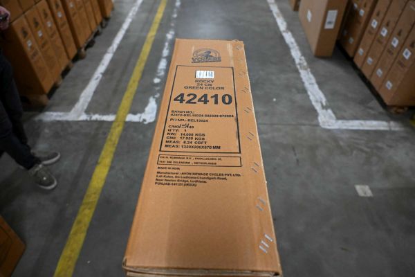 Volare Rocky Kinderfiets - Jongens - 24 inch - Groen Volare Rocky Kinderfiets - Jongens - 24 inch - Groen